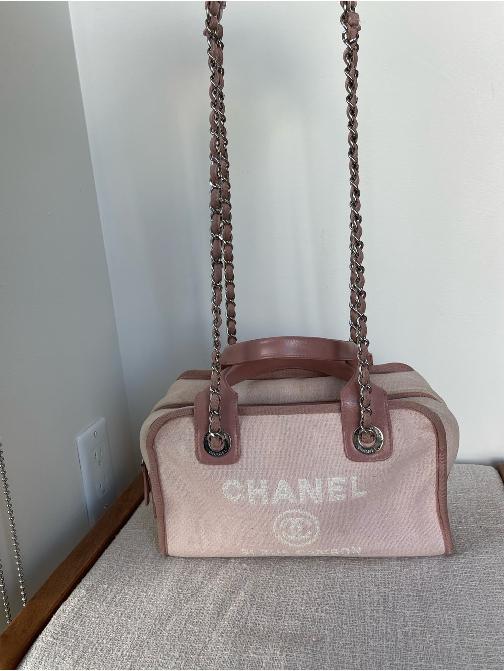CHANEL Deauville bowling Pink Canvas and Leather Chain-Handle Shoulder Bag
